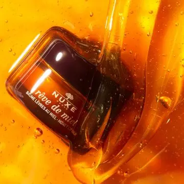 Baume Lèvres Ultra-Nourrissant Rêve de miel® RÊVE DE MIEL® Pot 15 GR - Nuxe - Soin - Visuel 4