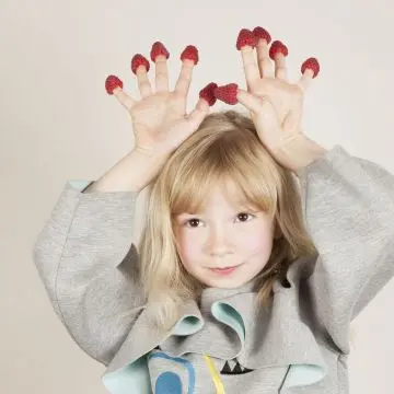 Vernis Enfant Kitty - Grenadine Pailleté  - Nailmatic - Maquillage - Visuel 2