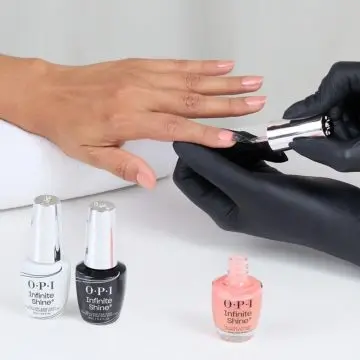 OPI'm Dreaming Infinite Shine - Vernis à Ongles Effet Gel Suzi's Pedicure Throne - OPI - Maquillage - Visuel 4