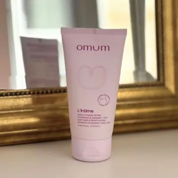 L'Intime Soin d'Hygiène Intime Hydratant & Apaisant 150ml - Omum - Soin - Visuel 3