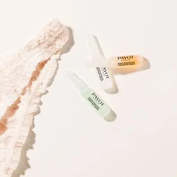 My Period La Cure Cure aux Extraits Botaniques - Equilibre la Peau au Cours du Cycle Féminin 