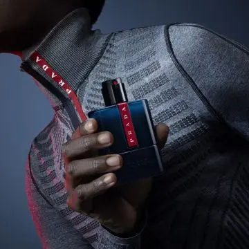 Luna Rossa Ocean Recharge Eau de Toilette 150ml - Prada - Parfum - Visuel 3 Luna Rossa Ocean Recharge Eau de Toilette 150ml - Prada - Parfum - Visuel 3