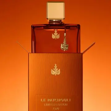 Le Patchouli Édition Limitée 1970 Eau de Toilette 100ml - Reminiscence - Parfum - Visuel 4 Le Patchouli Édition Limitée 1970 Eau de Toilette 100ml - Reminiscence - Parfum - Visuel 4