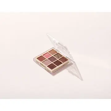 PALETTE ULTIMATE NUDE MEDM Ombres à paupières Palette couleurs nudes - Makeup Revolution - Maquillage - Visuel 1 PALETTE ULTIMATE NUDE MEDM Ombres à paupières Palette couleurs nudes - Makeup Revolution - Maquillage - Visuel 1