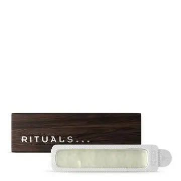 The Ritual of Sakura Diffuseur Voiture 6g - RITUALS - Accessoire - Visuel 2 The Ritual of Sakura Diffuseur Voiture 6g - RITUALS - Accessoire - Visuel 2