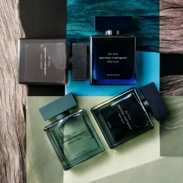 Coffret For Him Bleu Noir Eau de Parfum 100ml, Gel Douche & Format Voyage  - Narciso Rodriguez - Parfum - Visuel 3