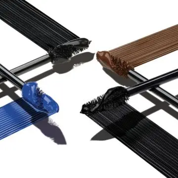 Lash Clash Mascara Volume Extrême Bleu Electrique - Yves Saint Laurent - Maquillage - Visuel 4