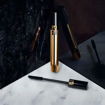VOLUME EFFET FAUX CILS RADICAL Mascara Noir Intense 01 Noir Radical - Yves Saint Laurent - Maquillage - Visuel 2