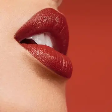 Rouge Pur Couture The Bold Rouge à Lèvres 1971 - Yves Saint Laurent - Maquillage - Visuel 2