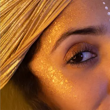 Queen du Désert Paillettes 5ml - Si si la paillette - Maquillage - Visuel 3 Queen du Désert Paillettes 5ml - Si si la paillette - Maquillage - Visuel 3