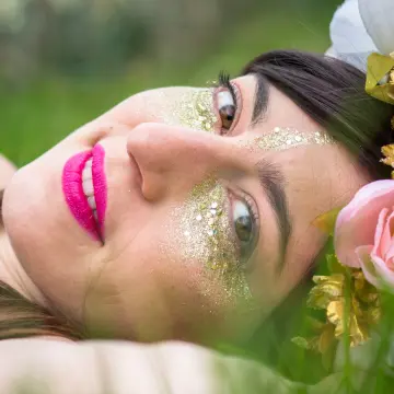 Baronne du Dimanche Paillettes 5ml - Si si la paillette - Maquillage - Visuel 3