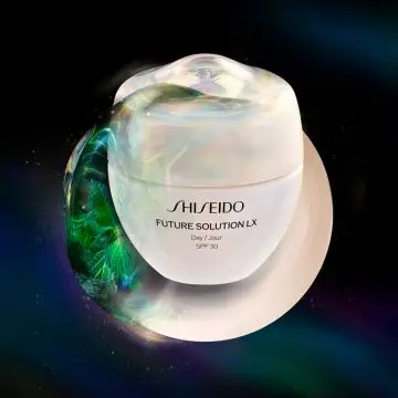 Future Solution LX Crème Jour SPF30 50ml - Shiseido - Soin - Visuel 2 Future Solution LX Crème Jour SPF30 50ml - Shiseido - Soin - Visuel 2