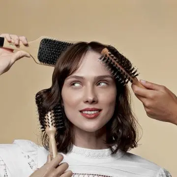 BROSSE A BRUSHING N°2 Pour Cheveux Mi-Longs à Longs 