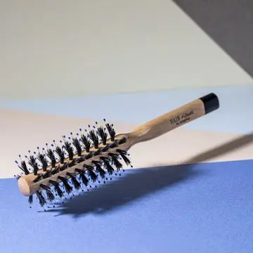 BROSSE A BRUSHING N°2 Pour Cheveux Mi-Longs à Longs 1 pièce - HAIR RITUEL BY SISLEY - Accessoire - Visuel 2