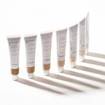 Phyto-Hydra Teint Soin embellisseur teinté SPF 15 N°0 Fair  - Sisley - Soin - Visuel 4
