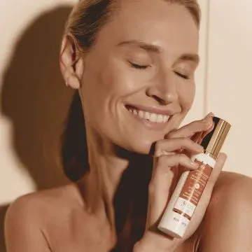 Sunleÿa Soin Solaire Anti-Âge SPF30 50ml - Sisley - Soin - Visuel 2