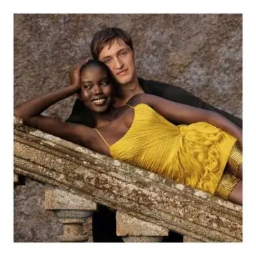 Uomo Born in Roma Yellow Dream Eau De Toilette Vaporisateur 100ml - Valentino - Parfum - Visuel 3