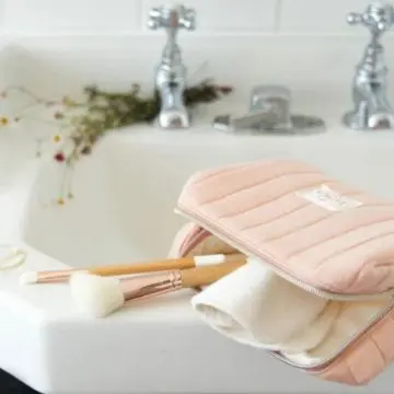 Trousse Make Up Rose Pinceaux, Cotons Réutilisables & Pince  - Bachca - Accessoire - Visuel 2