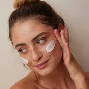 Masque Fouetté Apaisant Huile d'Amande Douce & Distillat de Camomille 60ml - Esthetic Center - Soin - Visuel 3