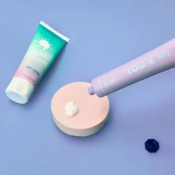 MONOI COCO MILK Lait corps naturel Huile de coco & Fleur de Tiaré / Parfum monoï coco Tube 75 ml - inuwet - Soin - Visuel 2