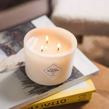 Bougie Parfumée Grande Bougie Citron Bergamote - My Jolie Candle - Accessoire - Visuel 2 Bougie Parfumée Grande Bougie Citron Bergamote - My Jolie Candle - Accessoire - Visuel 2
