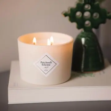 Bougie Parfumée Grande Bougie Patchouli Intense - My Jolie Candle - Accessoire - Visuel 2 Bougie Parfumée Grande Bougie Patchouli Intense - My Jolie Candle - Accessoire - Visuel 2