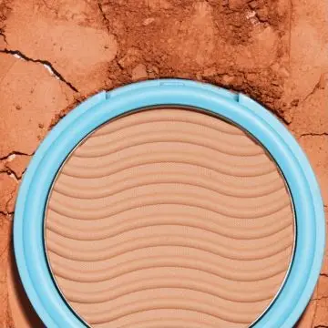 Bronzer Poudre Fini Mat Dark Tan 03 - Nabilla Beauty - Maquillage - Visuel 4