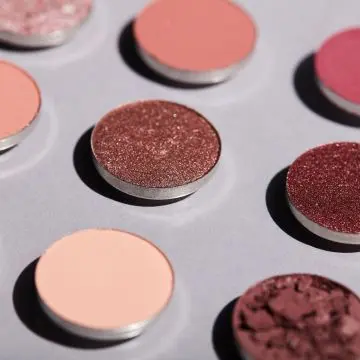 Palette  Ombre à paupières Pink Nude 01 - Nabilla Beauty - Maquillage - Visuel 4