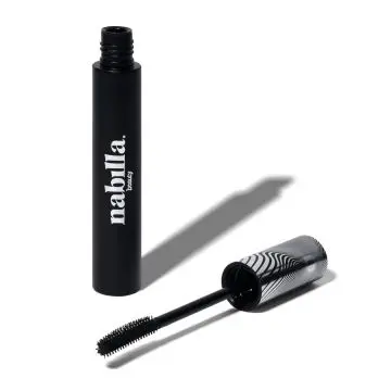 Mascara Longueur Définition - Longue Tenue  Lashes on Fleek 01 - Nabilla Beauty - Maquillage - Visuel 3