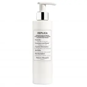 By the Fireplace Lait Corps 200ml