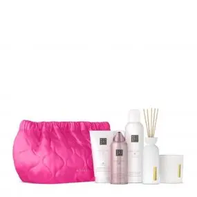 Trousse The Ritual of Sakura Mousse de Douche, Crème et Mousse Corps, Bougie & Bâtonnets Parfumés 
