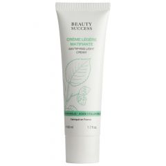 Crème Légère Matifiante Crème Visage Tube 50 ml